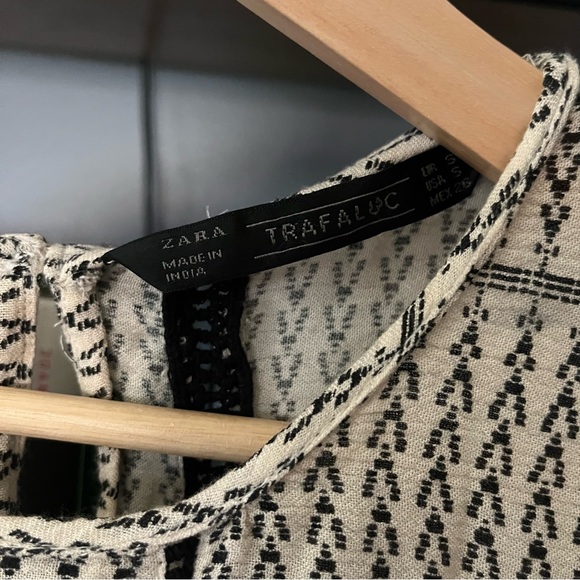 Zara Trafaluc Tribal Boho cream and black blouse size small - Picture 2 of 5